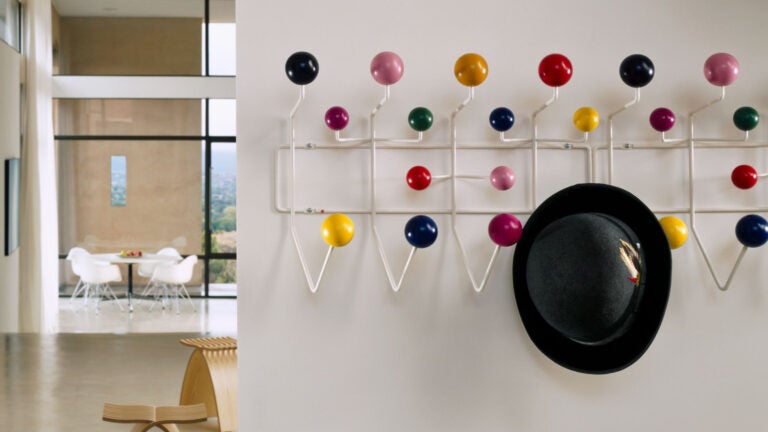 Herman-Miller-Eames-Hang-It-All