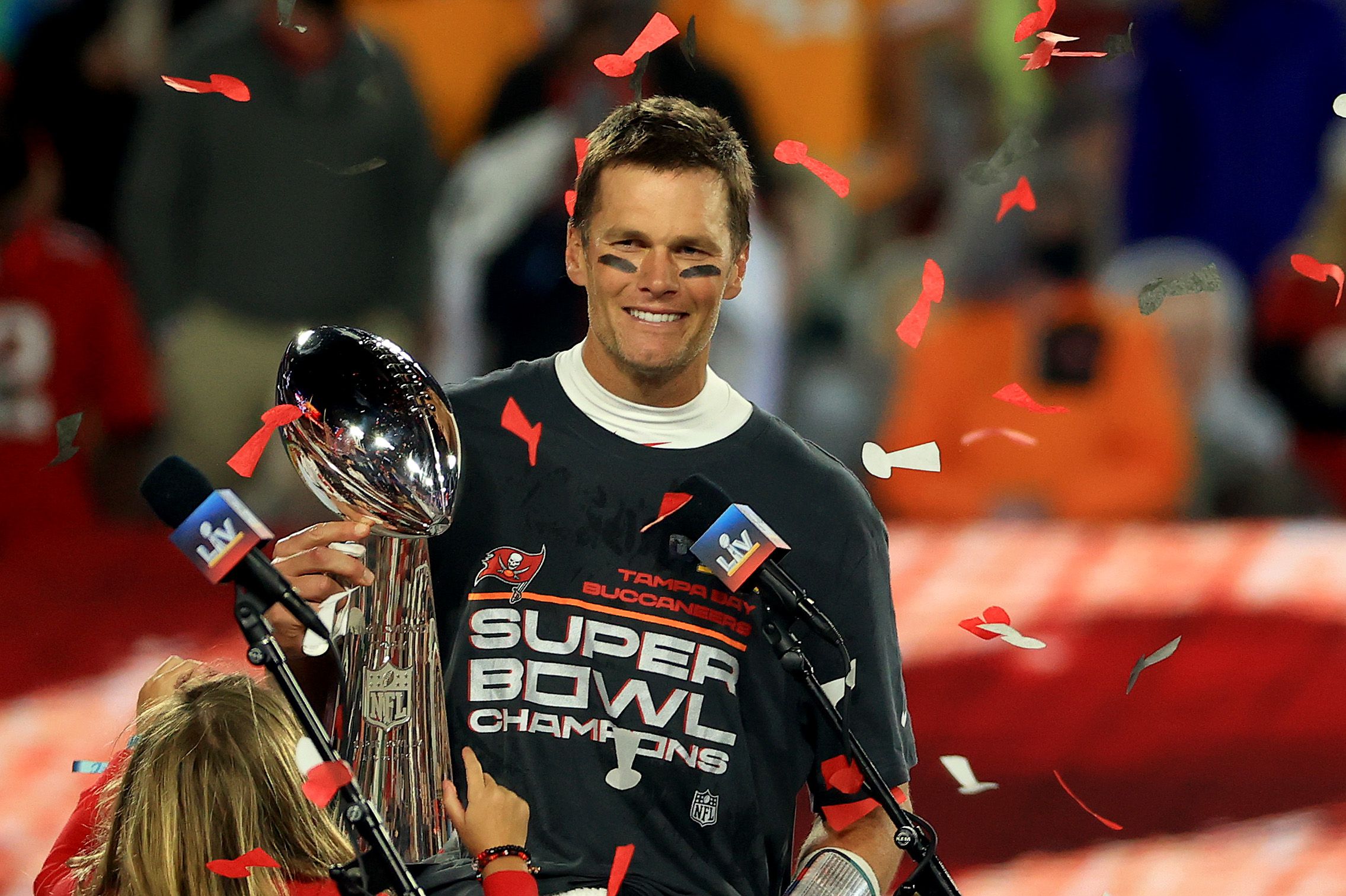 Morning sports update: Buccaneers GM Jason Licht said extending Tom Brady  until age 45 is a 'possibility'