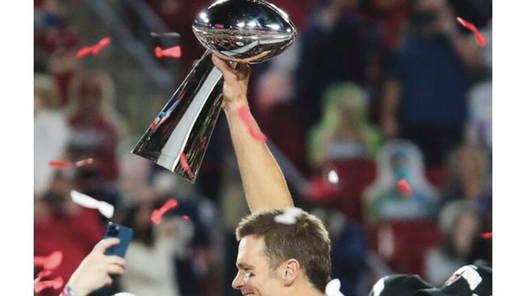 Tom Brady apologizes to Tyrann Mathieu after Super Bowl exchange