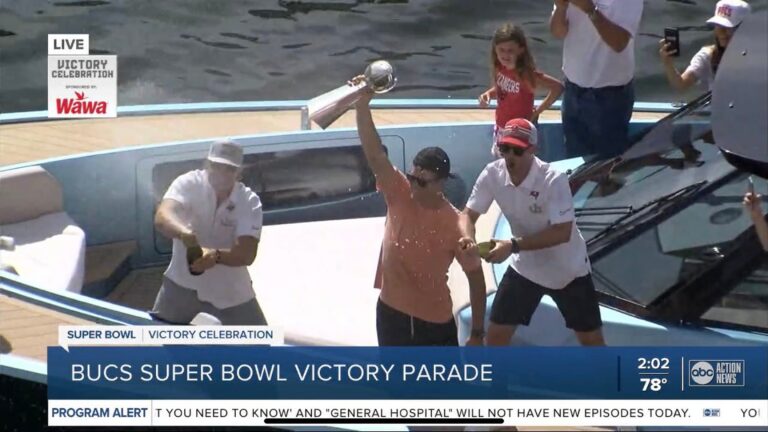 Tom Brady and his boat were front and center at the Buccaneers