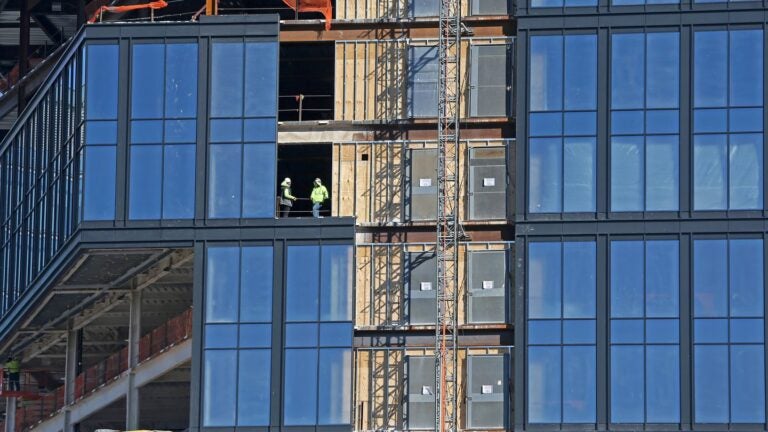 Amazon-Seaport-Construction-Ryan