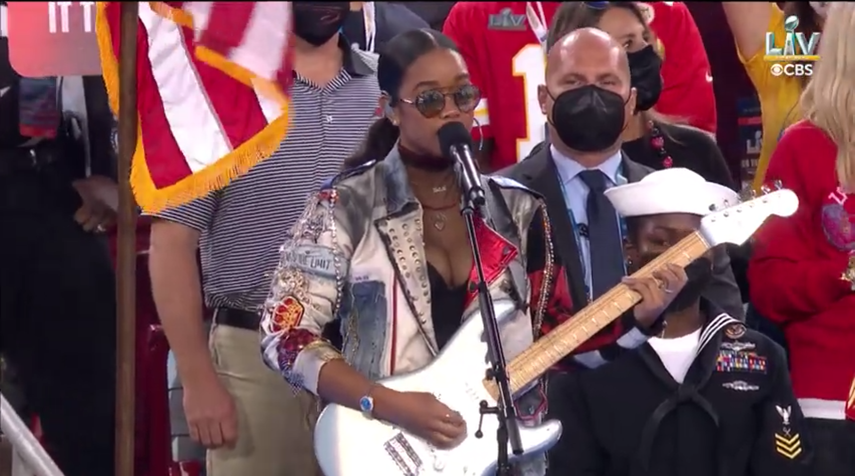 Watch H.E.R. perform 'America The Beautiful' at Super Bowl 2021