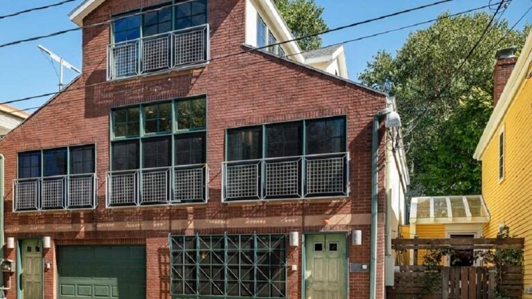 36 Lopez Ave Cambridge exterior