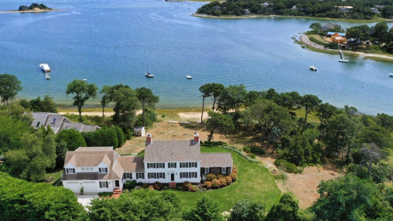 811-Fox-Hill-Chatham-Aerial-Front