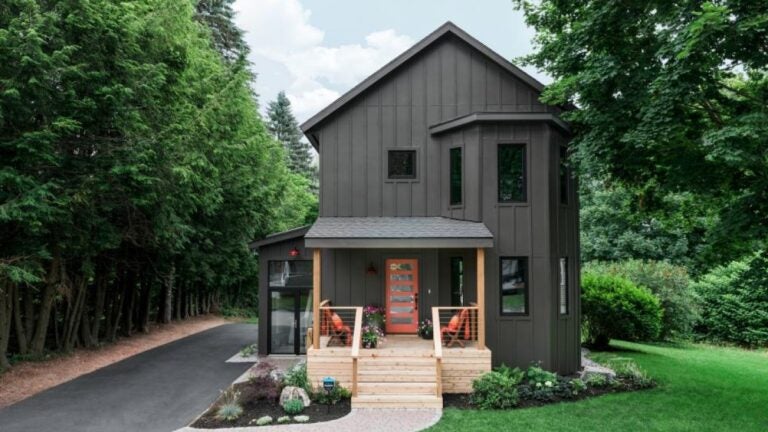 Maine-HGTV-Giveaway-Exterior