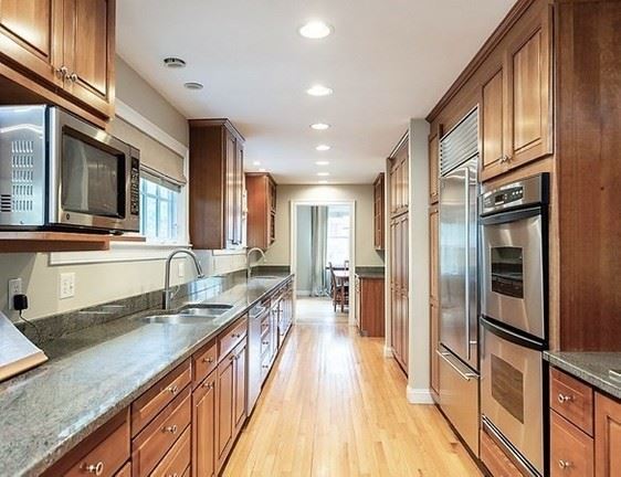 45-W-Pine-St-Newton-Kitchen