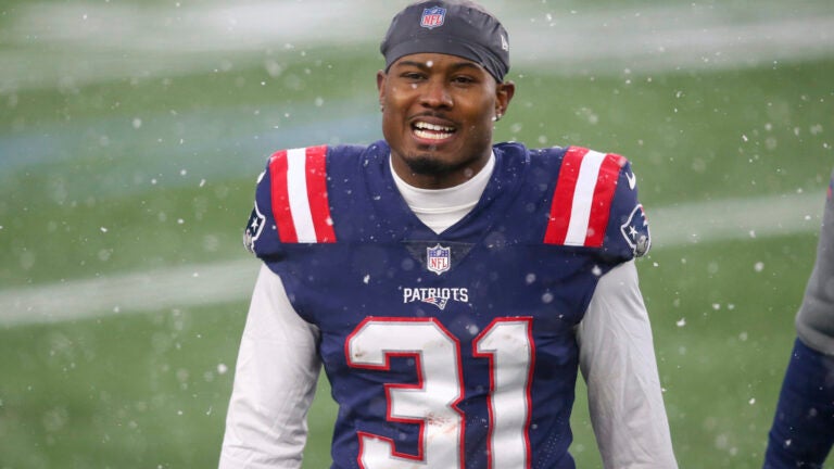 Jonathan Jones explains why he hopes to remain with the Patriots