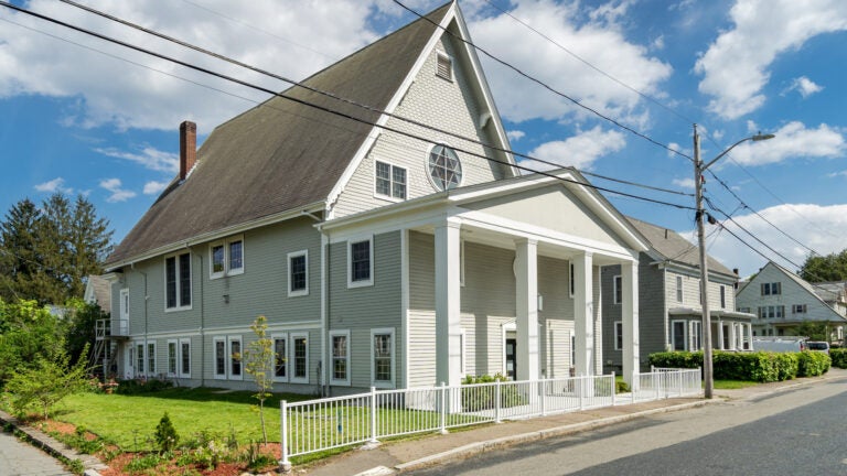 16-Williams-St-Easton-Exterior