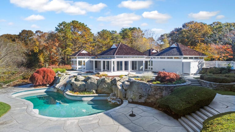 125-Greensward-Road-Mashpee-Pool