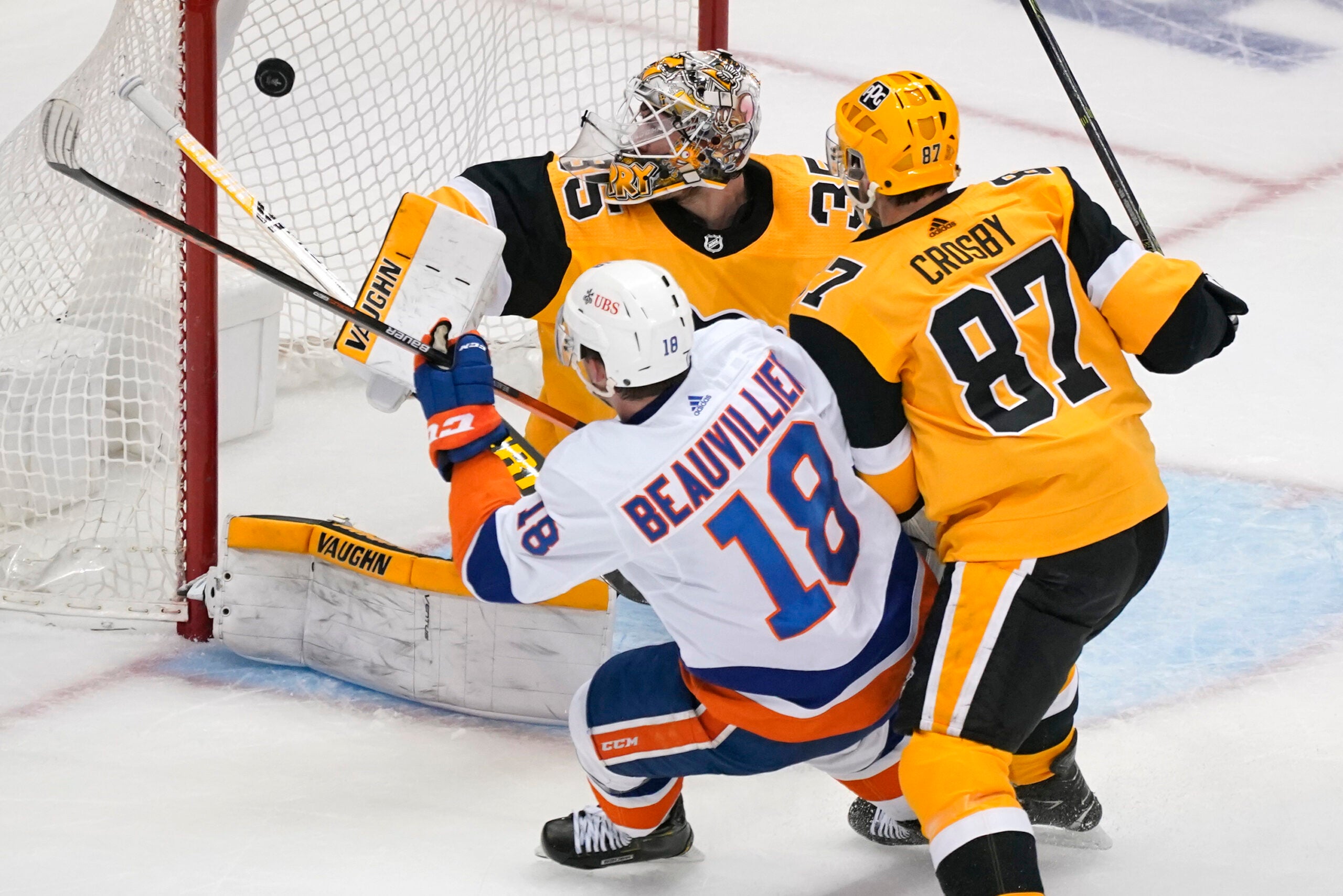 Penguins Vs Islanders Which 2nd Round Matchup Best Suits The Bruins