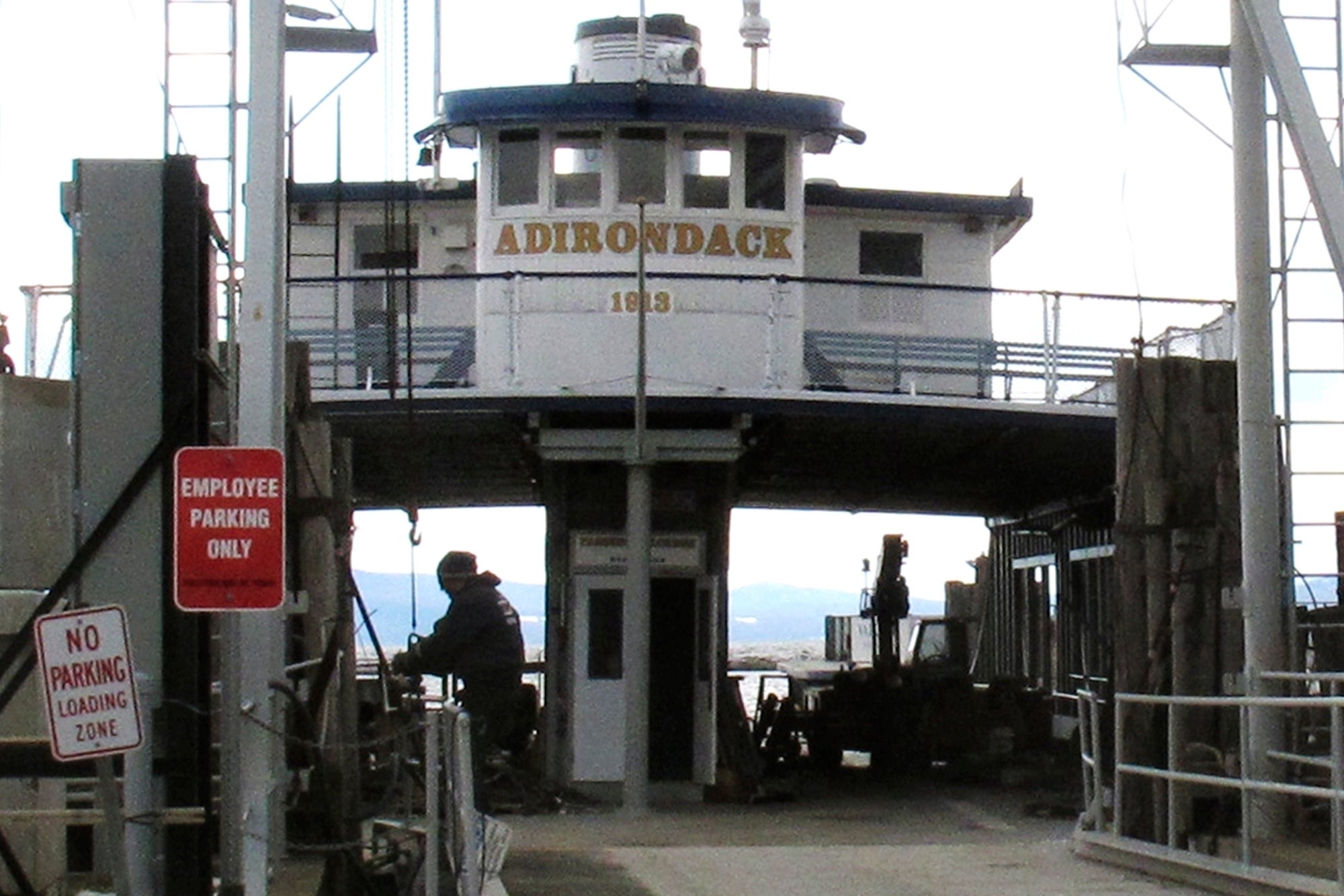 Lake Champlain won't get a new diving site from a sunken ferry - Vimarsana News