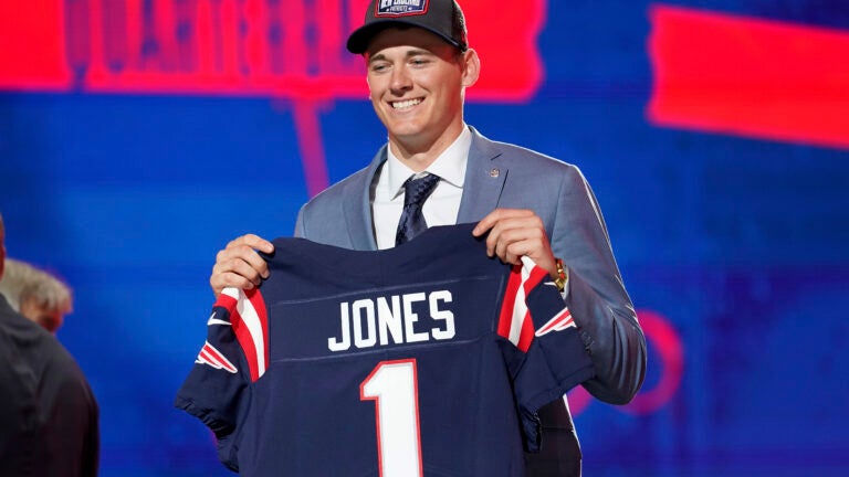 Mac Jones Patriots