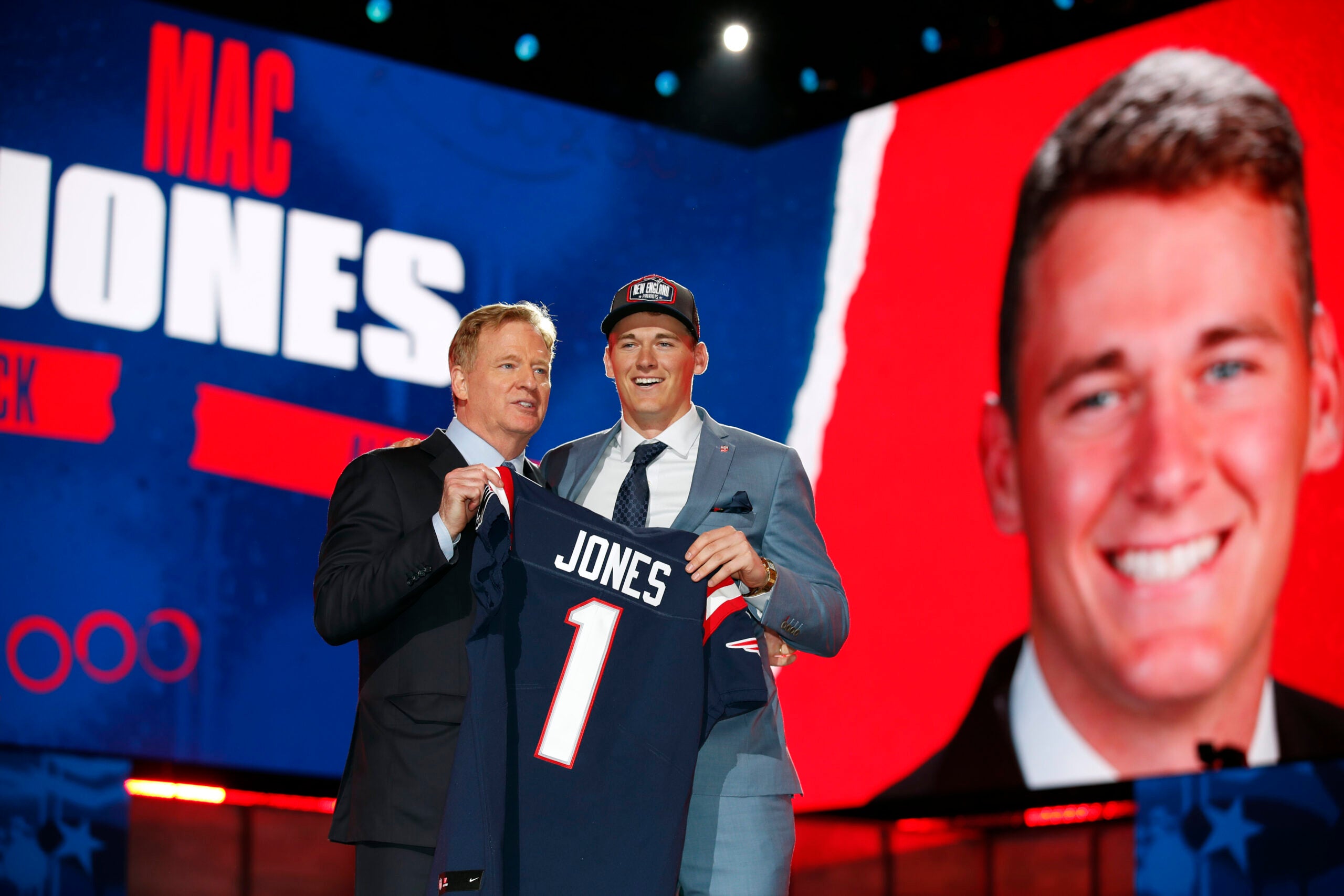 Julian Edelman has 'seen a lot of good things' with Mac Jones and