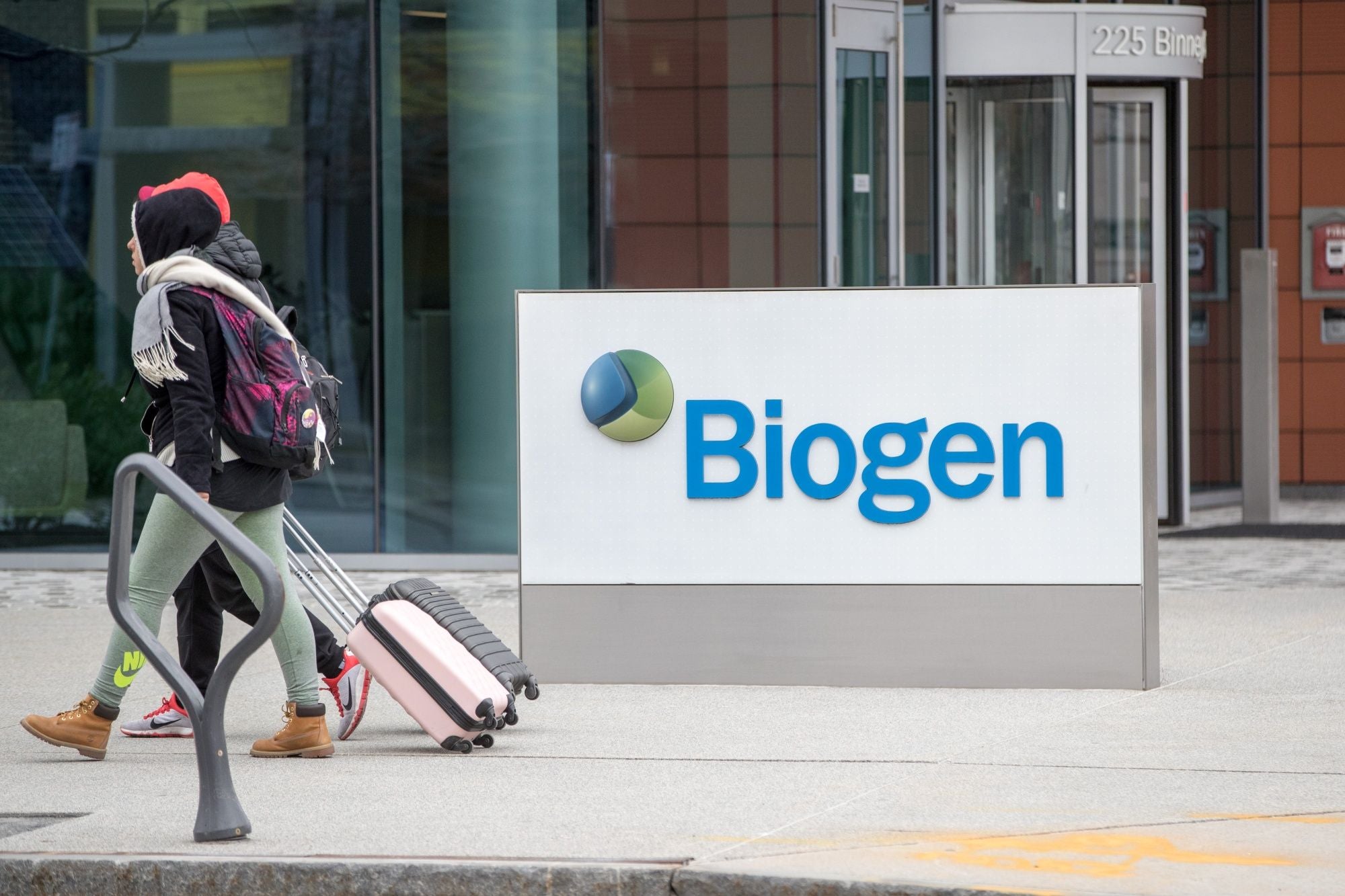 FDA To Review Controversial Alzheimer's Drug From Biogen