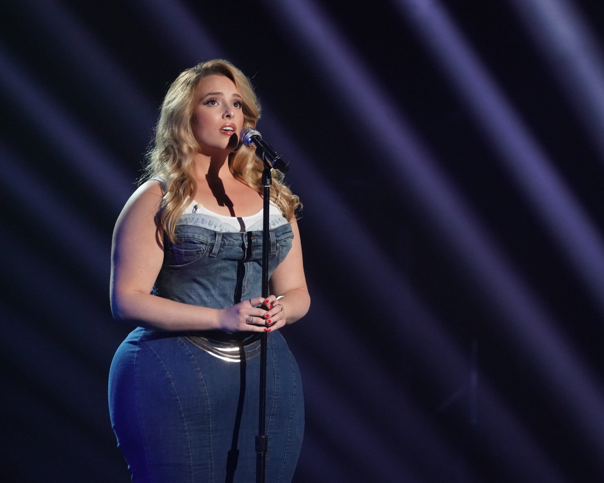 Berklee Student Grace Kinstler Makes Top 5 After American Idol Mother S Day Episode