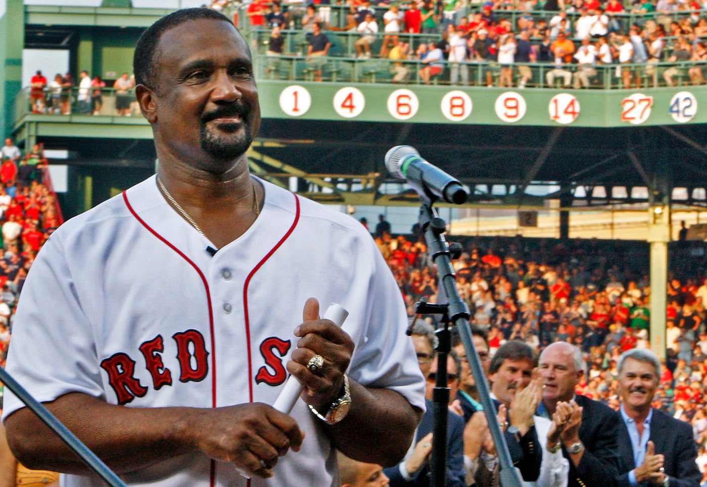 Former Red Sox players Jim Rice, Ellis Burks, and Mo Vaughn lead frank  discussion on race in baseball