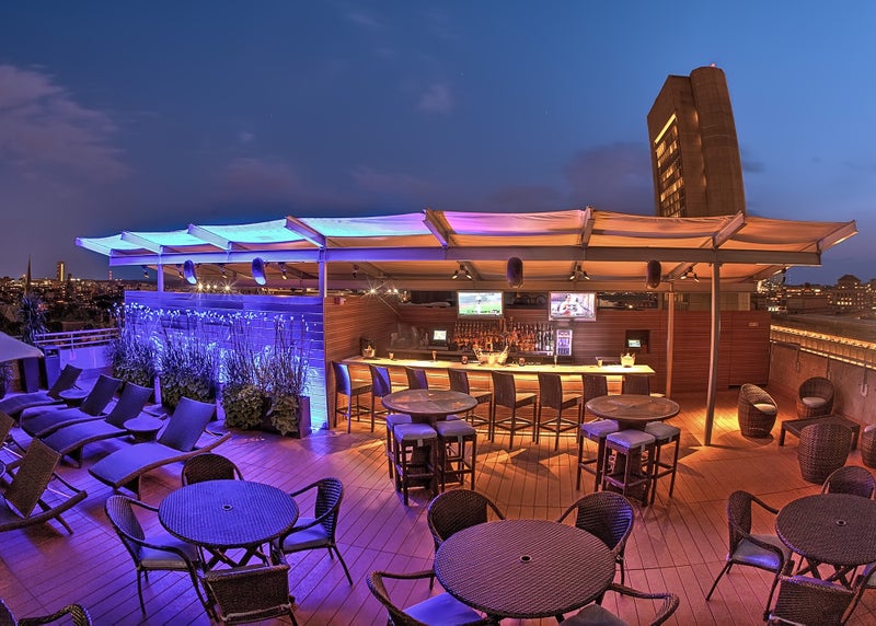 A guide to the top Boston-area rooftop bars and restaurants