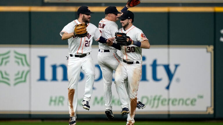 Red Sox fall to Astros for second game in a row