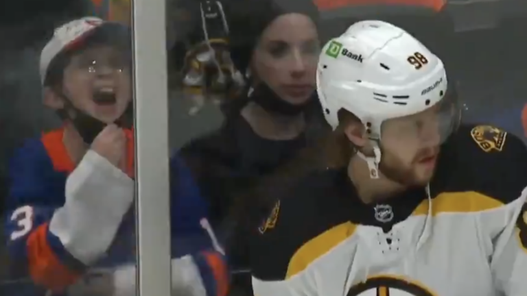 Luis Tiant was a big fan of David Pastrnak's penalty-shot goal