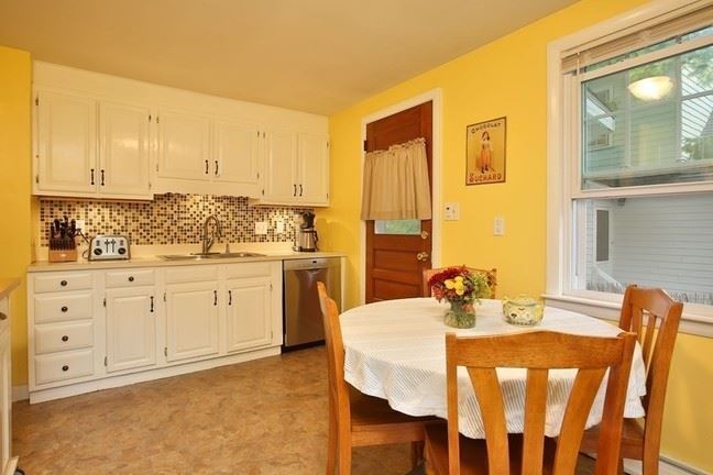 8-Lorne-Arlington-Kitchen