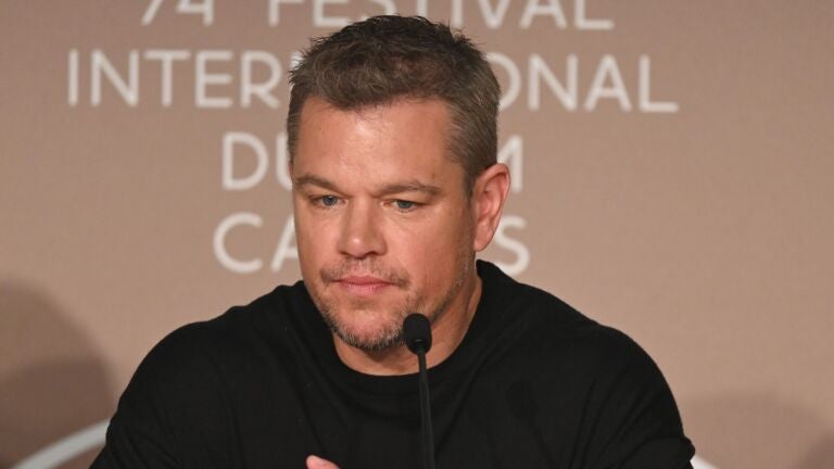 Matt Damon Tears Up During Standing Ovation For Stillwater At Cannes Algeria News