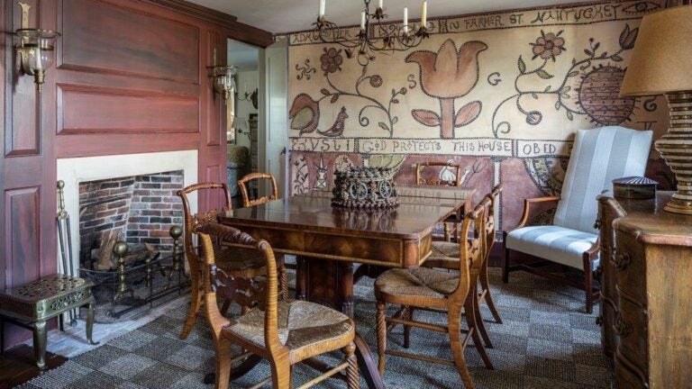 2-farmer-street-nantucket-mural