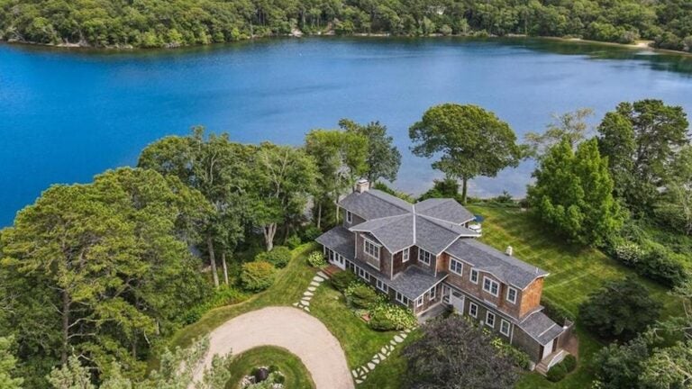 87-atamannsit-rd-falmouth-aerial-view