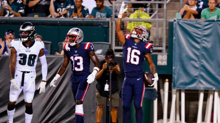 6 takeaways as Patriots quarterbacks shine in preseason win over Eagles