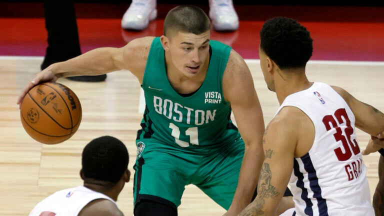 Congratulations to Payton Pritchard on getting engaged! : r/bostonceltics