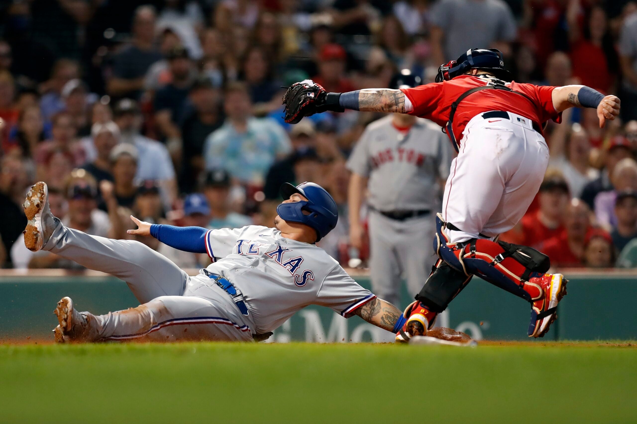 Red Sox' bats struggle again in 101 loss to the Rangers