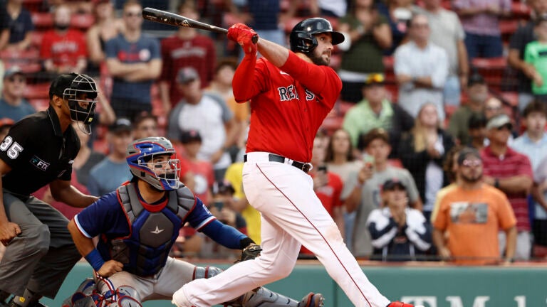 Shaw hits grand slam as Red Sox beat Rangers 8-4 in 11