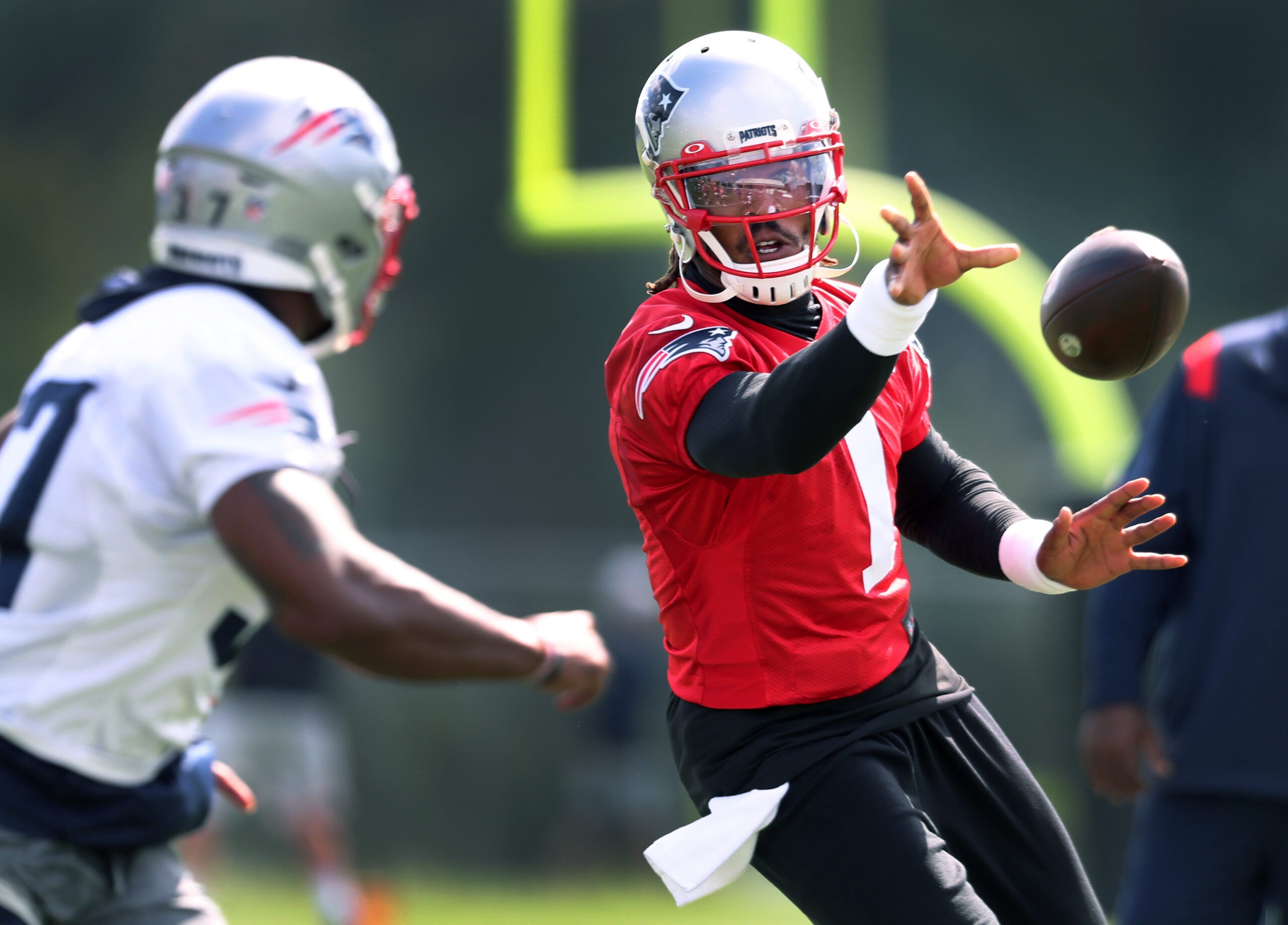 Cam Newton shows the Patriots coaching staff he's healthy