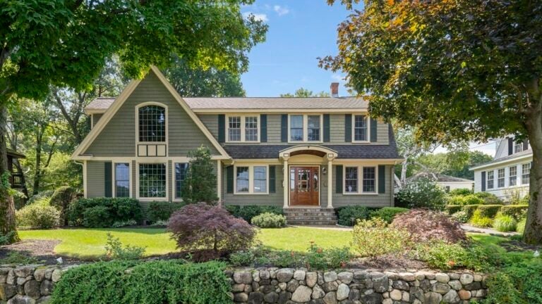 8-Westland-Ave-Winchester-Exterior