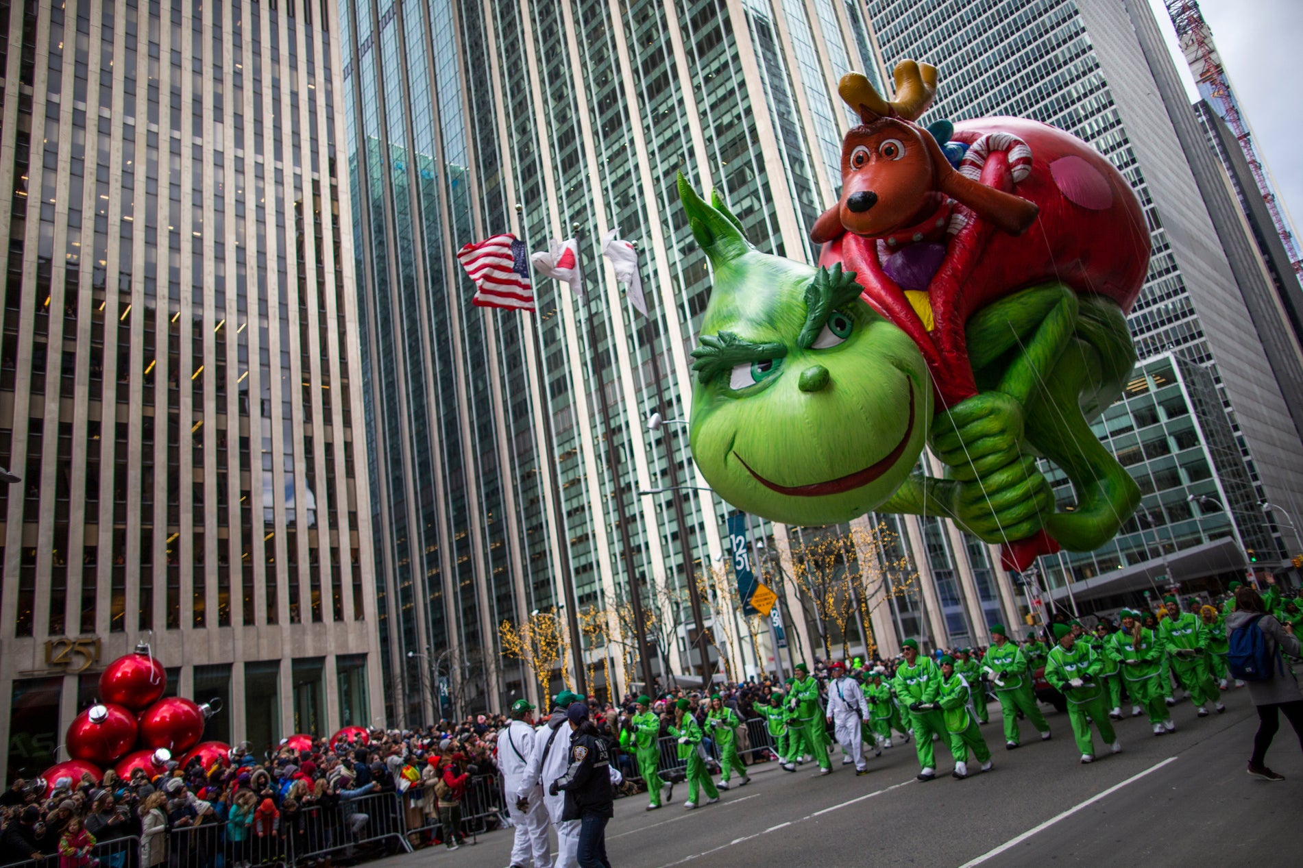 How Baby Yoda Got to the Thanksgiving Day Parade - The New York Times