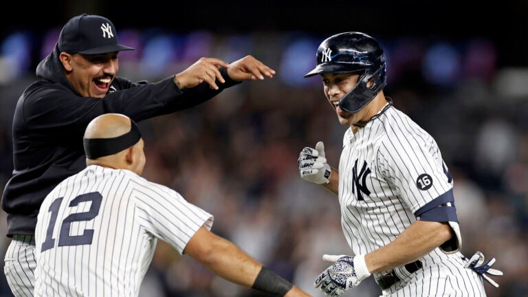 New York Yankees' Rougned Odor (knee) returns in win; Gleyber