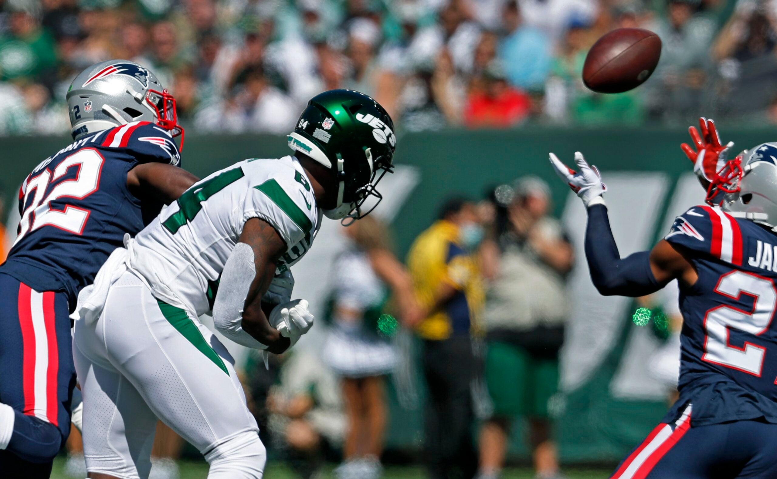 Patriots-Jets anti-analysis: Yes, Mac Jones did wink at a defender in his  1st NFL game 