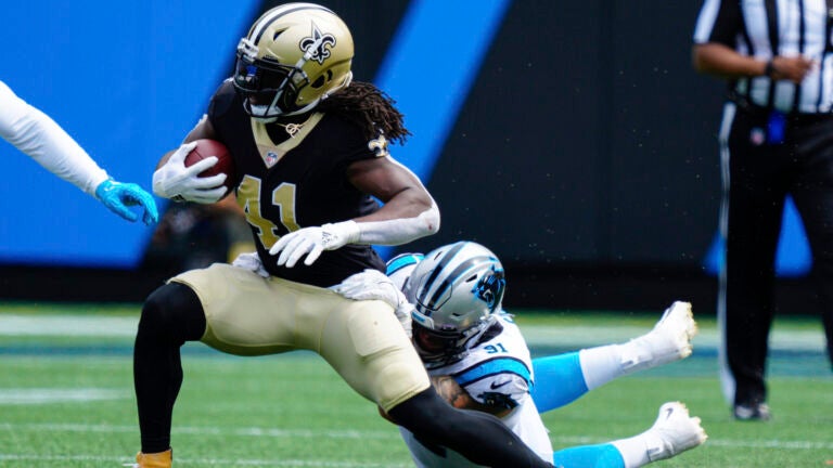 Patriots captain Dont'a Hightower knows Saints' Alvin Kamara 'has  everything you need' in a build-a-back - Pats Pulpit