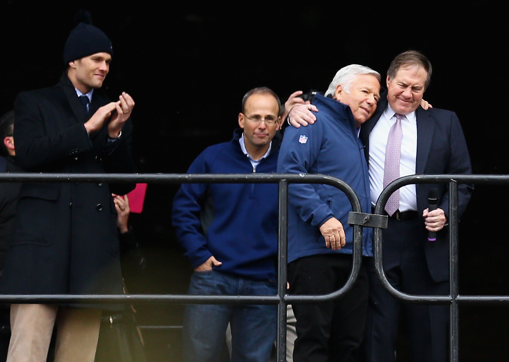 Pats Coach Bill Belichick Smiles Over Taylor Swift & Travis Kelce