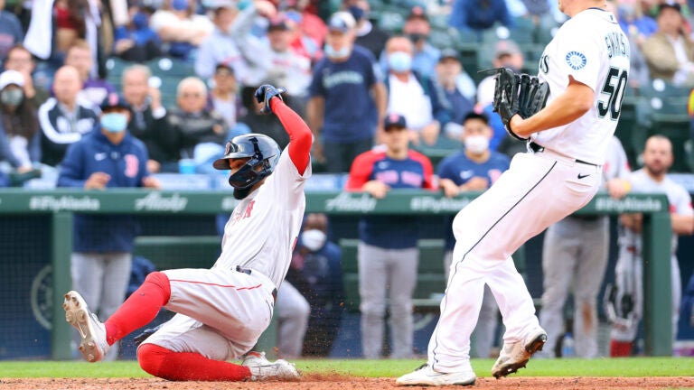 Red Sox rally to beat Yankees in extras