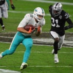 Mike Gesicki Patriots Dolphins