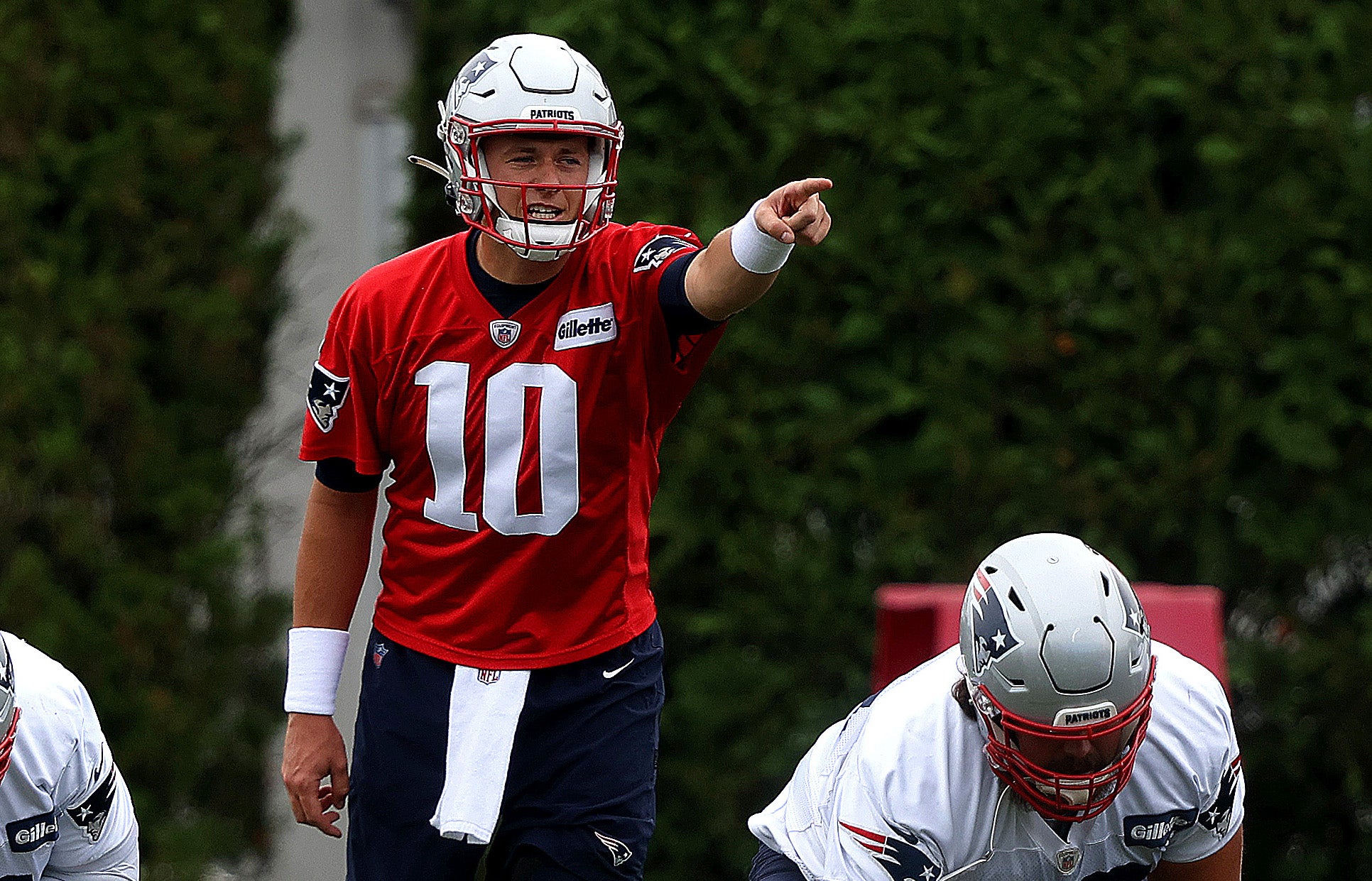 Quarterback Mac Jones impresses Patriots coaching staff