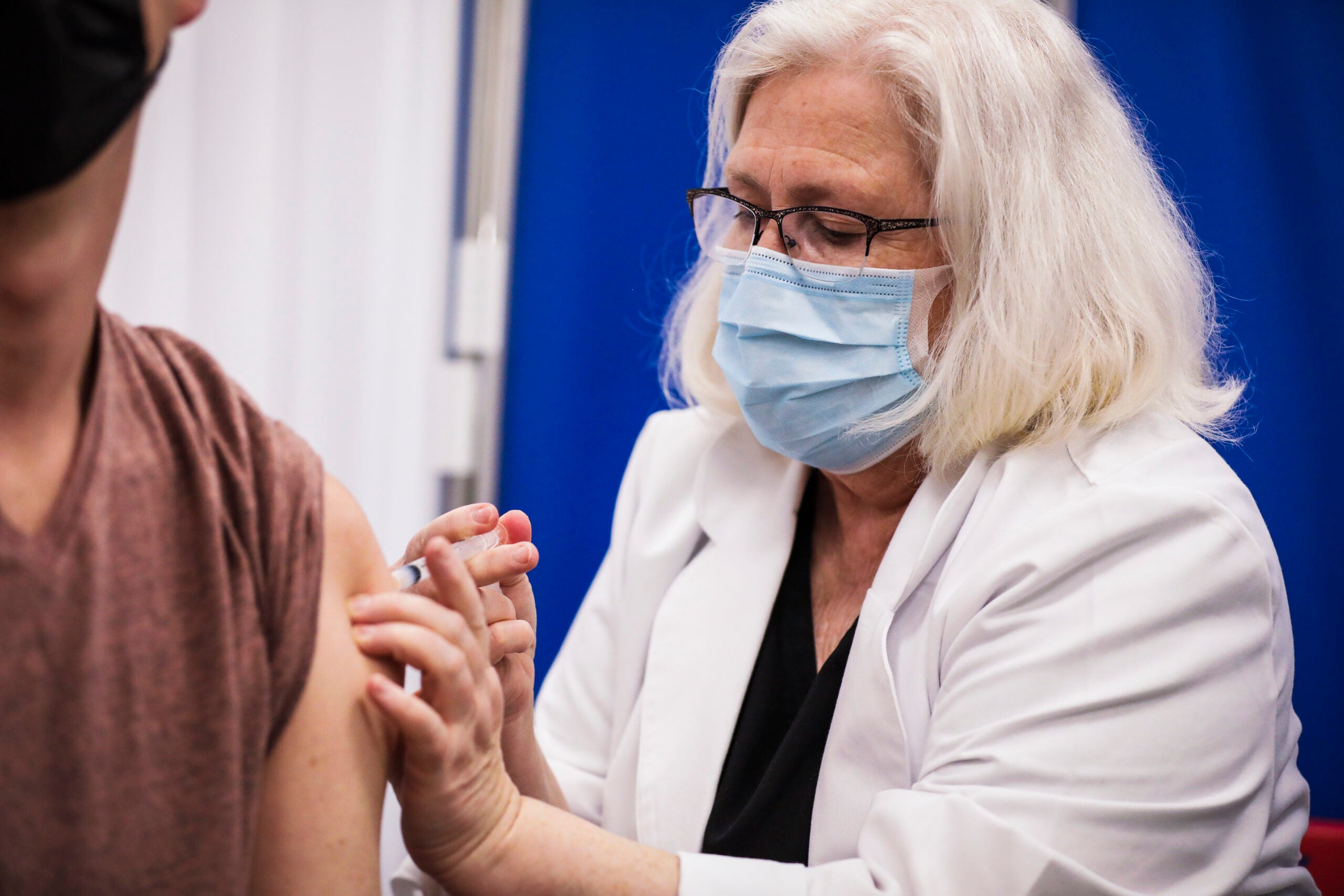 Massachusetts makes COVID19 vaccine booster available at 460 locations