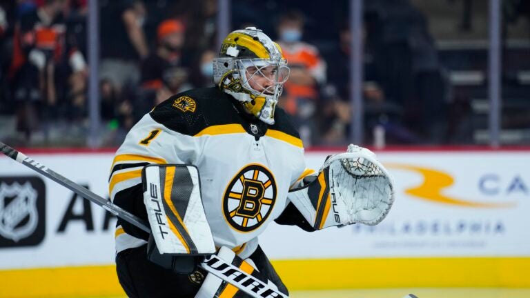 Why Bruins' win in Philadelphia meant so much for Jeremy Swayman