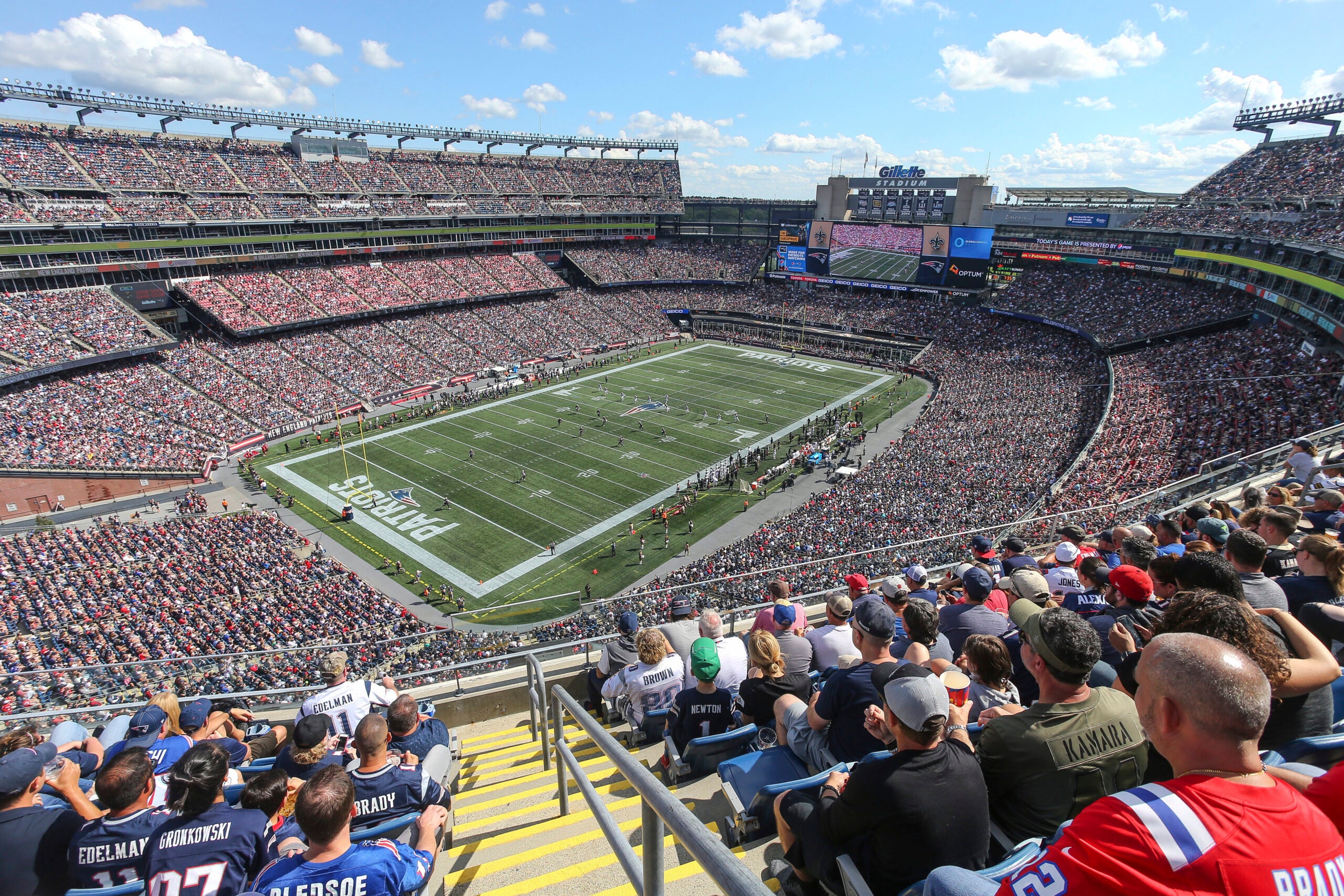 Bears vs. Patriots MNF Weather Report: Videos Of Rainy Gillette Stadium