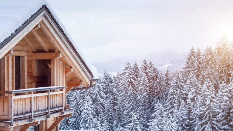 Adobe-Stock-Winter-Home-Snow