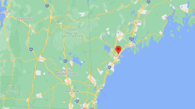 Police in Maine town shoot and kill man in confrontation - Vimarsana News