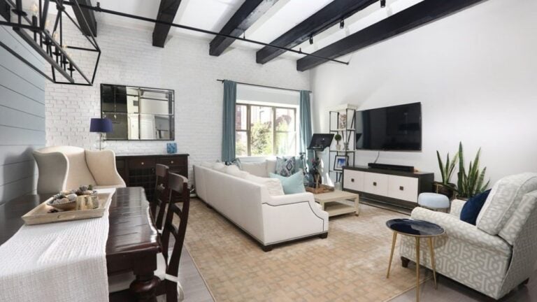 15-Sleeper-St-Unit-204-Seaport