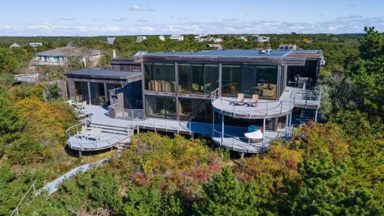 6 Payomet Lane Truro MA exterior