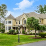 25-Skyview-Lane-Sudbury-Exterior