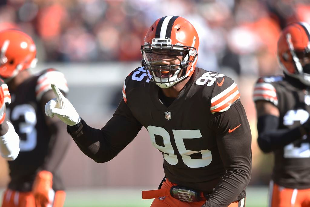 Browns' Myles Garrett sidelined after testing positive for COVID-19 - The  Boston Globe